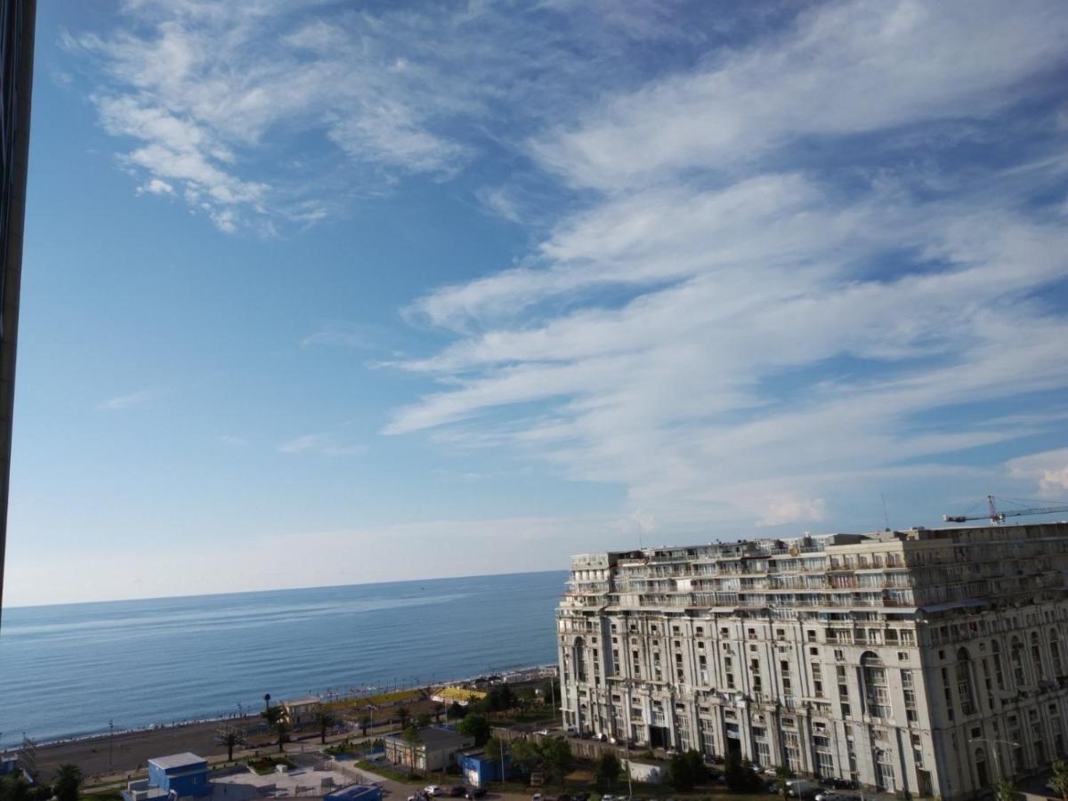Apartment Batumi Weekend Екстер'єр фото