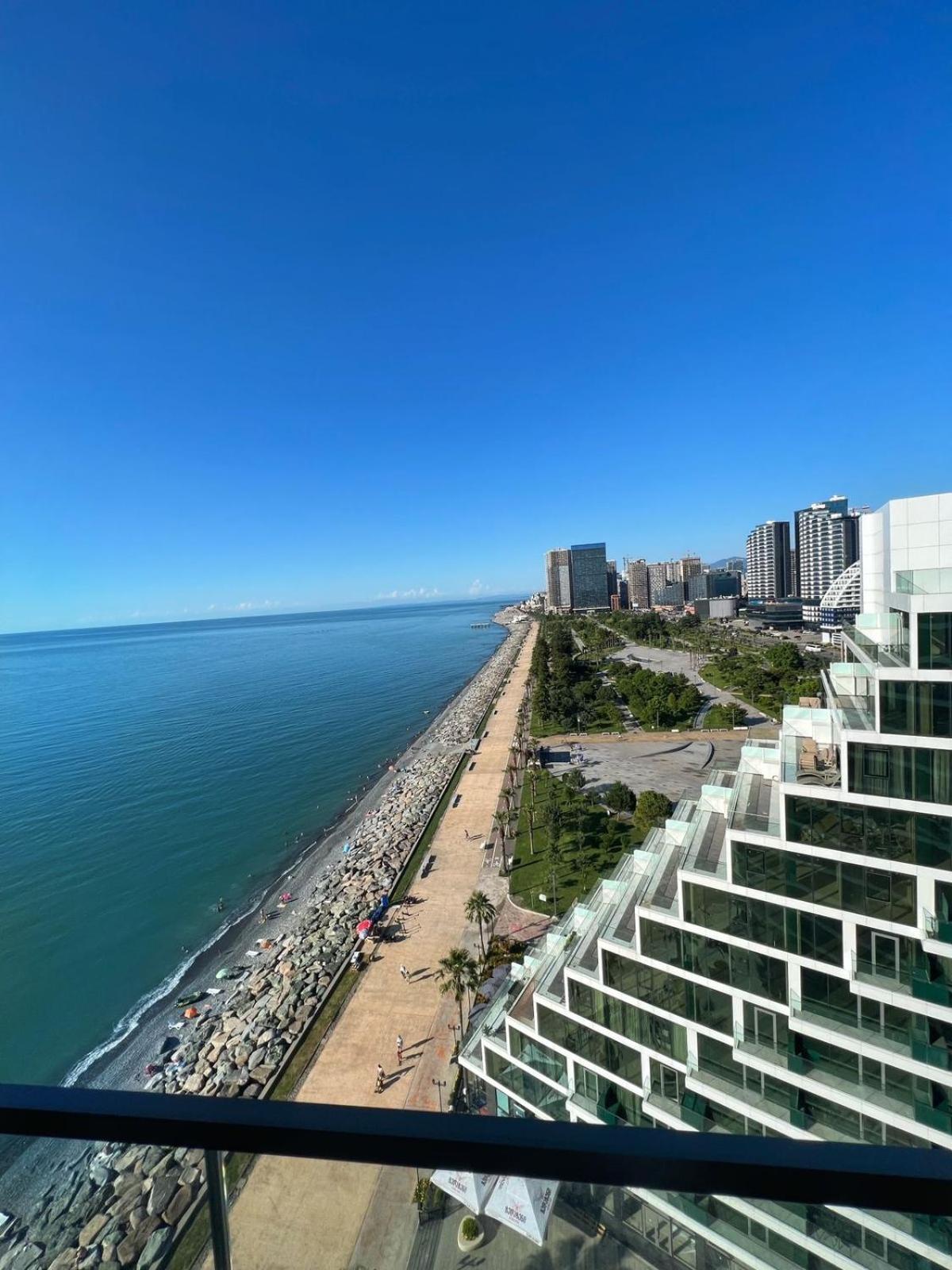 Apartment Batumi Weekend Екстер'єр фото
