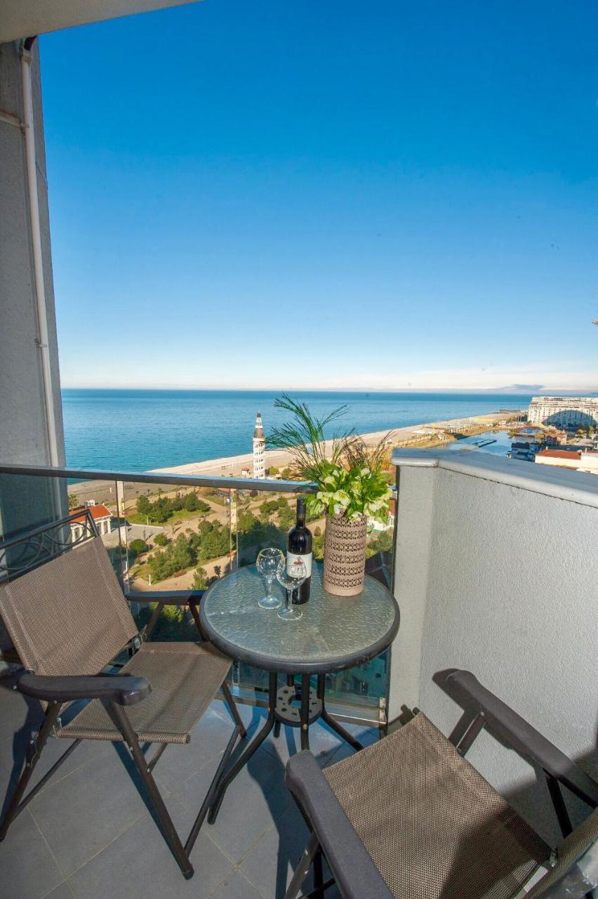 Apartment Batumi Weekend Екстер'єр фото
