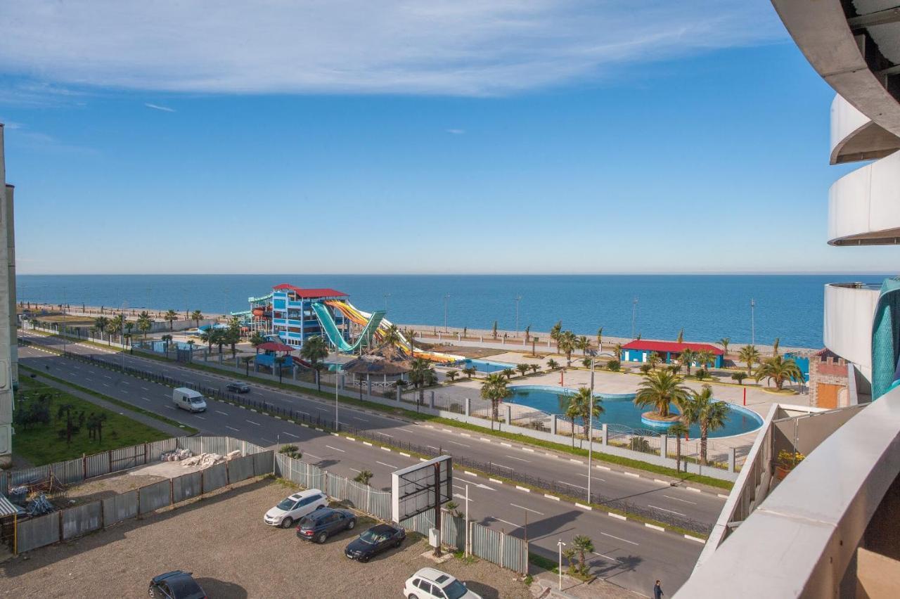 Apartment Batumi Weekend Екстер'єр фото